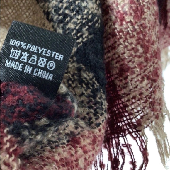 Plaid fringe boho plaid scarf - Picture 5 of 7